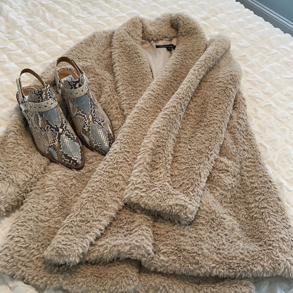 Kenneth Cole New York Faux Fur Jacket, SZ L